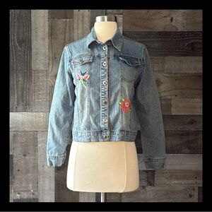 Arizona Jean jacket girls large silver studs floral embroidery girlhoodcore